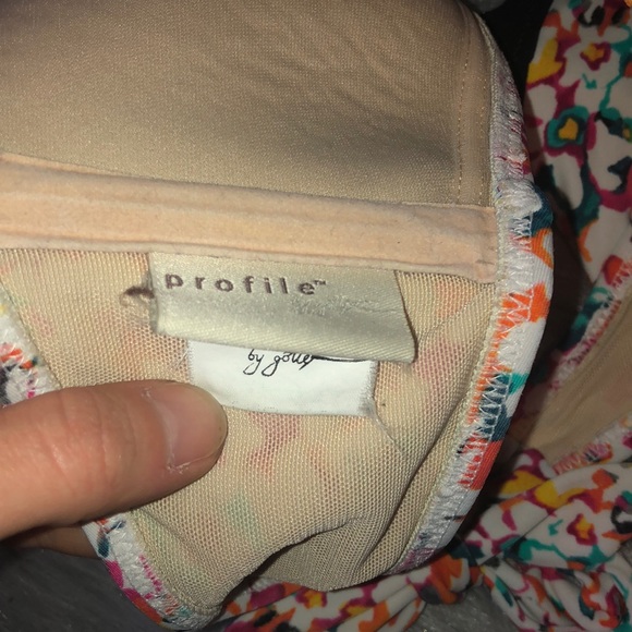 Bikini - Picture 3 of 3